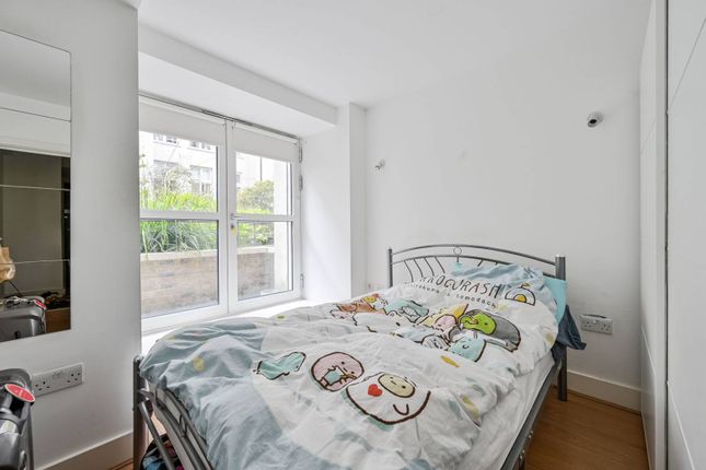 Thumbnail Flat to rent in Building 22, Cadogan Road, Woolwich, London