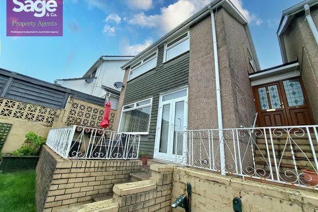 Link-detached house for sale in Rosemont Avenue, Risca, Newport