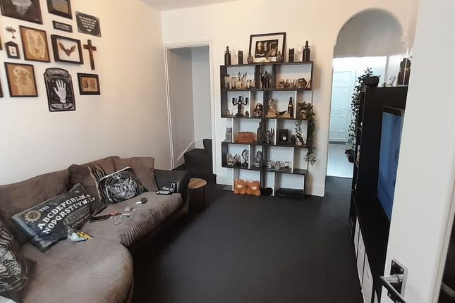 Terraced house to rent in Ruby Street, Leicester