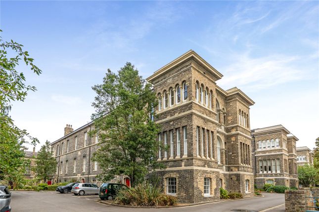 Flat 15, Godwin House,, Royal Herbert Pavilions, Shooters Hill photo 2