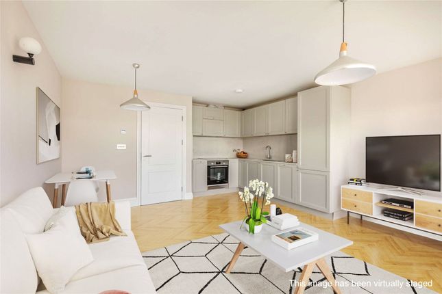 Flat for sale in Clarence Road, Windsor, Berkshire
