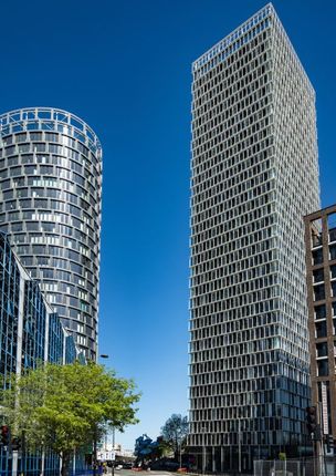 1-bed flat on Flat 105, Stratosphere Tower, London, £475,000