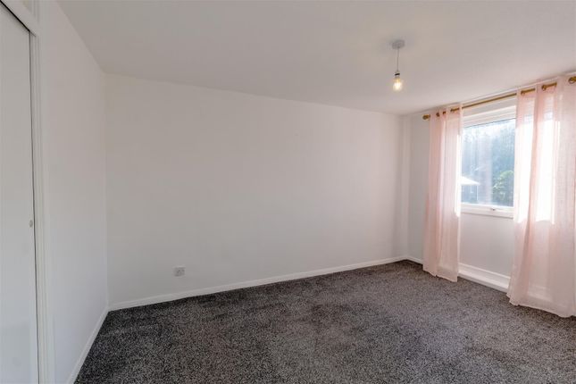 27, Ullswater Crescent, Plymouth photo 5