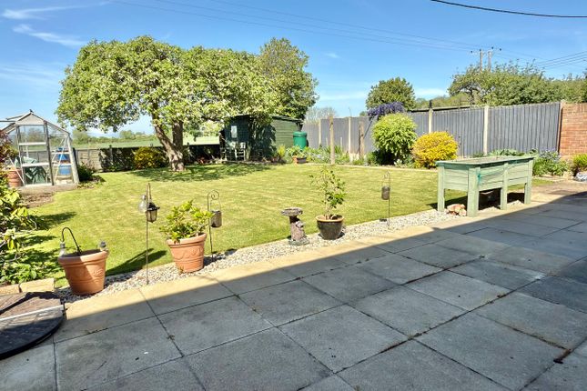 2, Bayliss Road, Tewkesbury photo 2