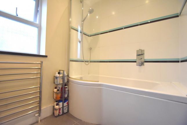 77, Vansittart Road, Berkshire photo 3