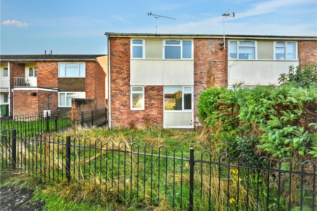 3-bed terraced on 22, Footway Croft, Leominster, £75,000