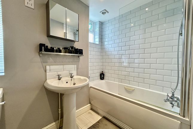 Flat 4, 11, Crow Hill, Broadstairs photo 5