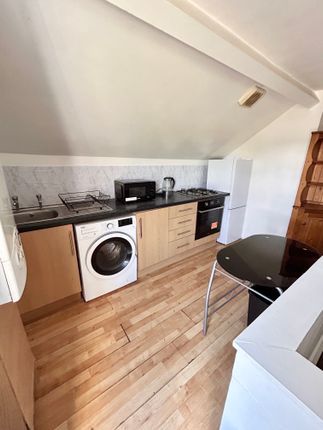 132B, Barnsley photo 4