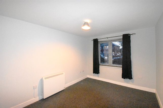 Flat 2, Kingfisher Court, Thwaite Street, Cottingham photo 4