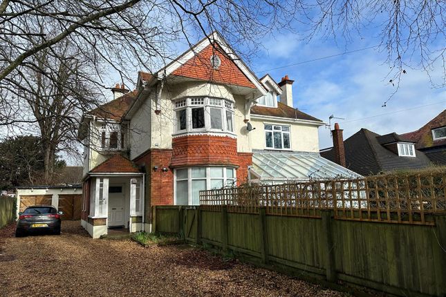 Thumbnail Flat for sale in Richmond Park Avenue, Bournemouth