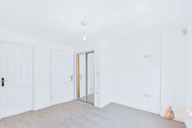 Flat 12, Regency Apts 17-19 Crescent Road, Worthing photo 3