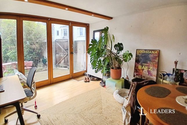 Stone House, 2A, Vere Road, Vere Road photo 4