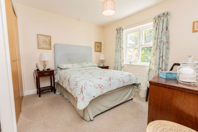 12, Rectory Fields, Cranbrook photo 4