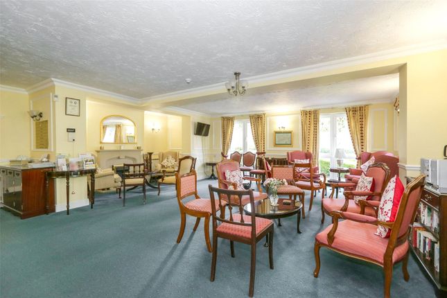 Flat 35,, Pendene Court, Wolverhampton photo 3
