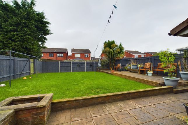Detached house for sale in Strines Grove, Hull