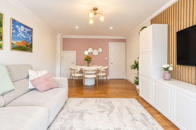 5, Clay Lane, Harrow photo 2