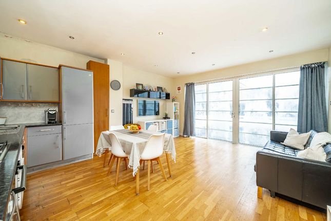 Barrhill Road, London photo 3