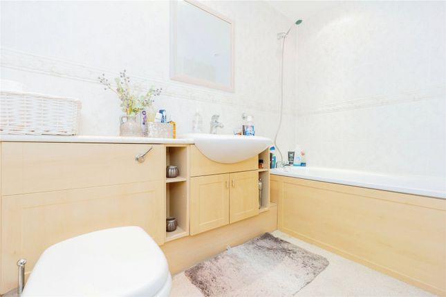 Flat for sale in Eton Drive, Cheadle, Greater Manchester