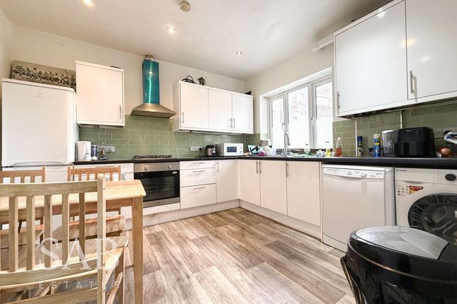 1-bed house on Room4, 314a, Ruislip Road East, Greenford, £550/mo