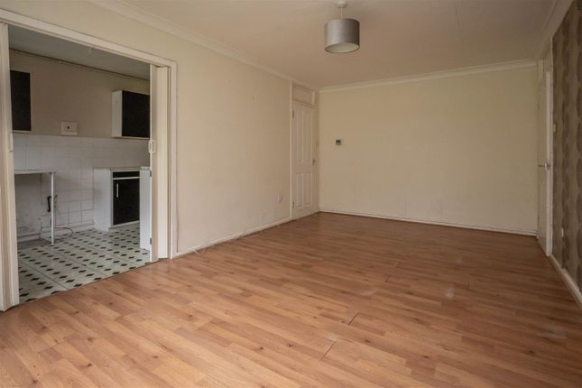 Flat 10, Becketts Court, Canterbury Way, Brentwood photo 4