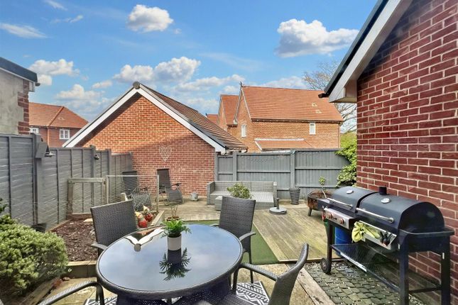 Town house for sale in Highgrove Crescent, Polegate