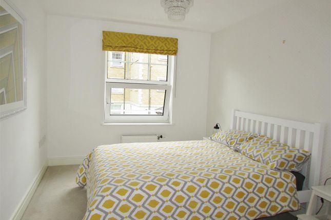 26, Weir Road, Bexley photo 5