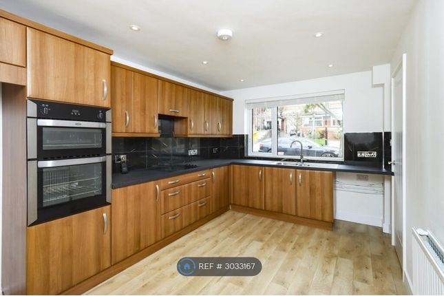 Hollybank Drive, Sheffield photo 4
