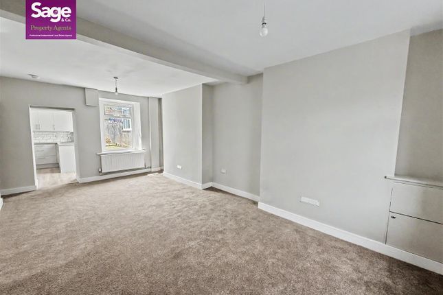 3, Torlais Street, Newport photo 2