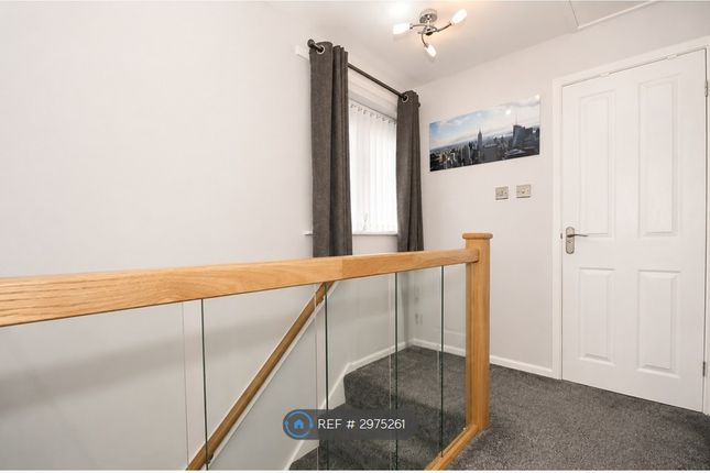 Crestwood Court, Sheffield photo 5