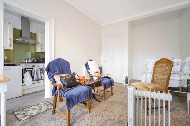 2/1, 6, Roxburgh Street, Inverclyde photo 3