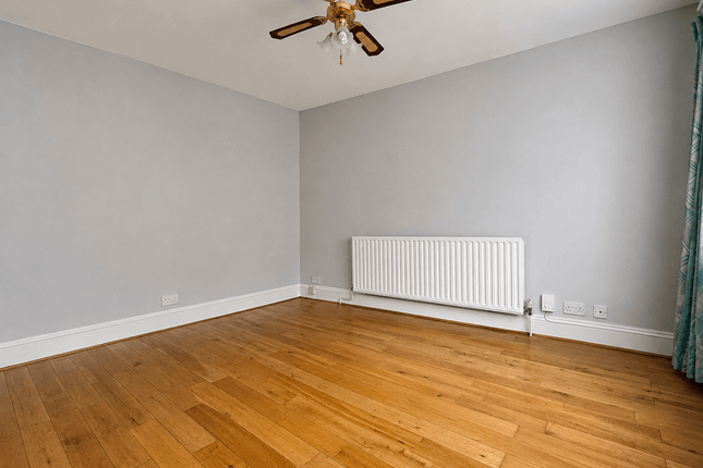 1, Richmond Crescent, LONDON photo 4