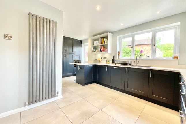 8, Barley Orchard, Gnosall, ST20 photo 2