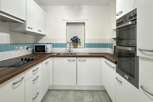 60 Abbeyfield, Wellbrook Way, Cambridge photo 3