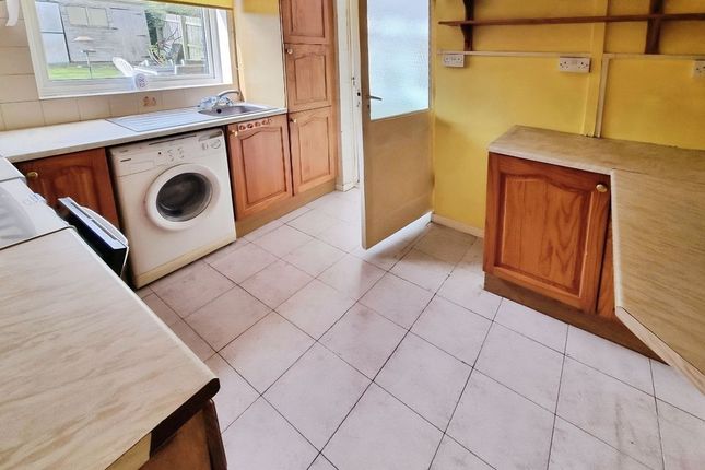 27, Dereham Court, Newcastle Upon Tyne photo 2