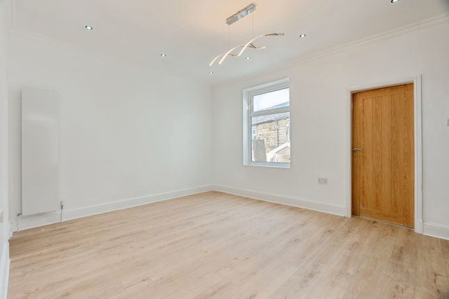 83, Percy Street, Lancashire photo 4