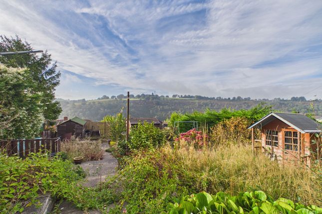 10 Brynhyfryd Terrace, Abertillery photo 4