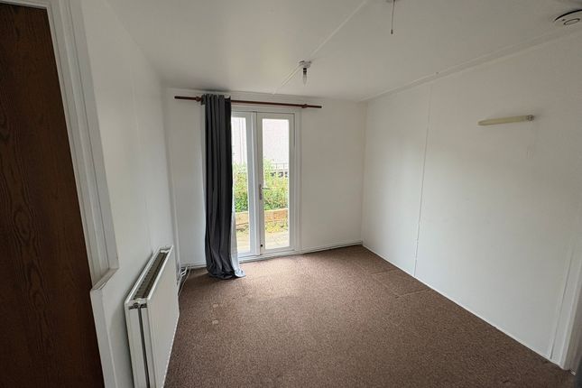 18 Rustywell Park, Yeovil photo 5