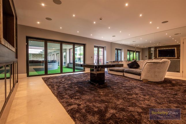 Family/Dining Room
