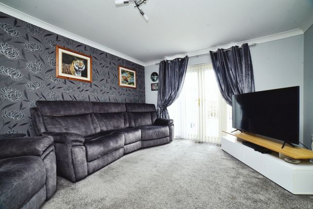 End terrace house for sale in Olive Grove, Goole