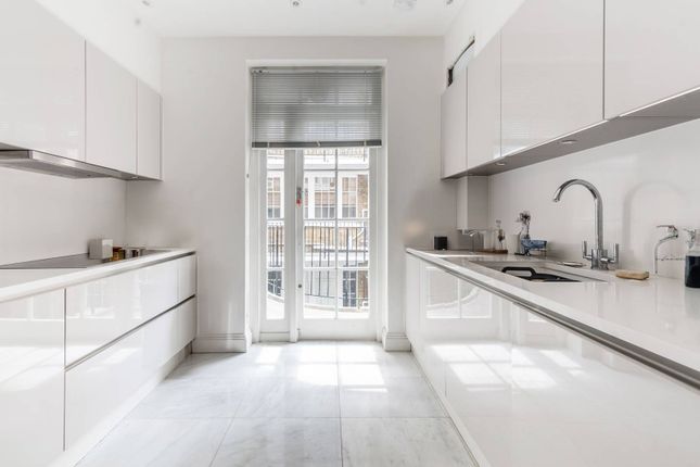 2-bed flat on Fulham road, Sloane Square, £1,800,000