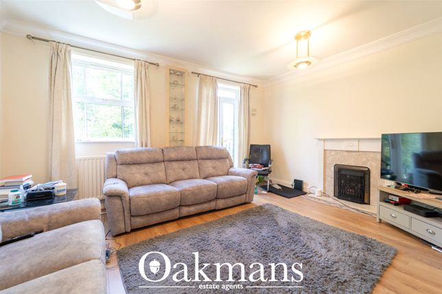 5, Courtlands Close, West Midlands photo 3