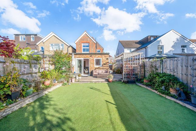 3-bed detached on 34, Lyme Regis Road, Banstead, £550,000