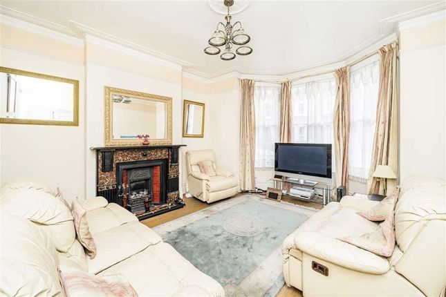 Terraced house for sale in Sudbourne Road, London