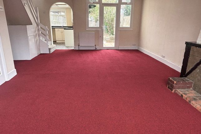 26, London Road, Clacton On Sea photo 3