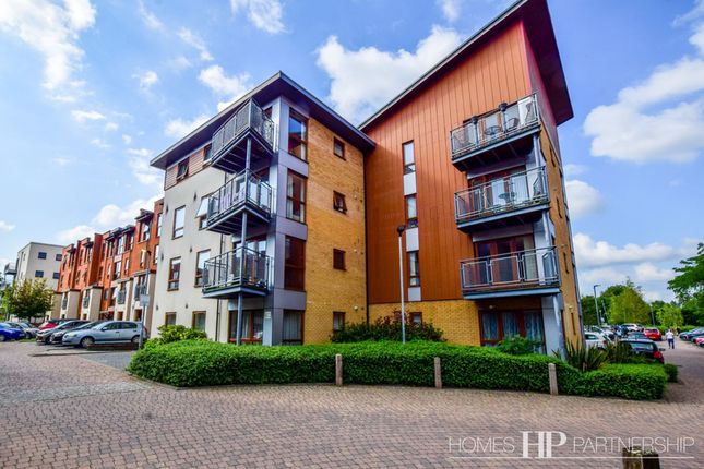 Flat to rent in Tomlin Court, Commonwealth Drive