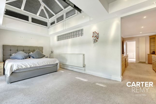 148, Shipwrights Drive, Benfleet photo 3
