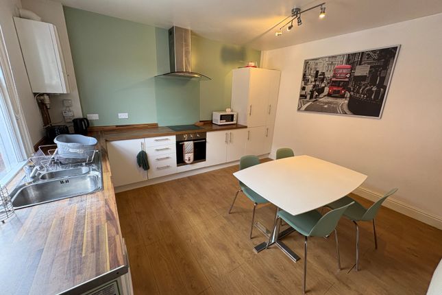 7, Thornville Row, Leeds photo 2