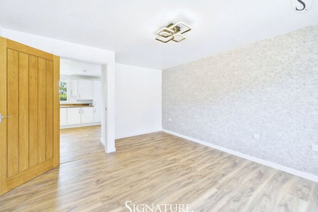 64 Raywell Road, Leicester photo 3