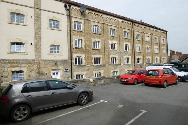 Thumbnail Flat to rent in The Old Brewery, Gentle Street, Frome