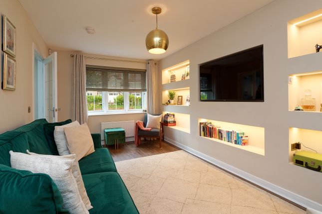 7, Portree Crescent, Bishopton photo 4